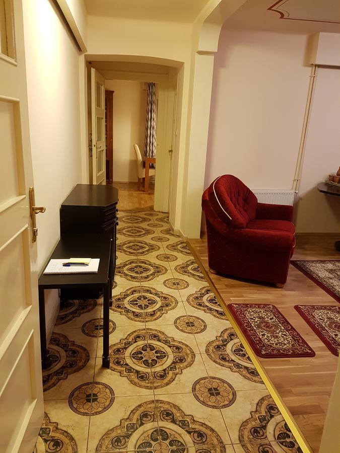 Palma Villa In City Park Budapest - Semi Suteren Zewnętrze zdjęcie