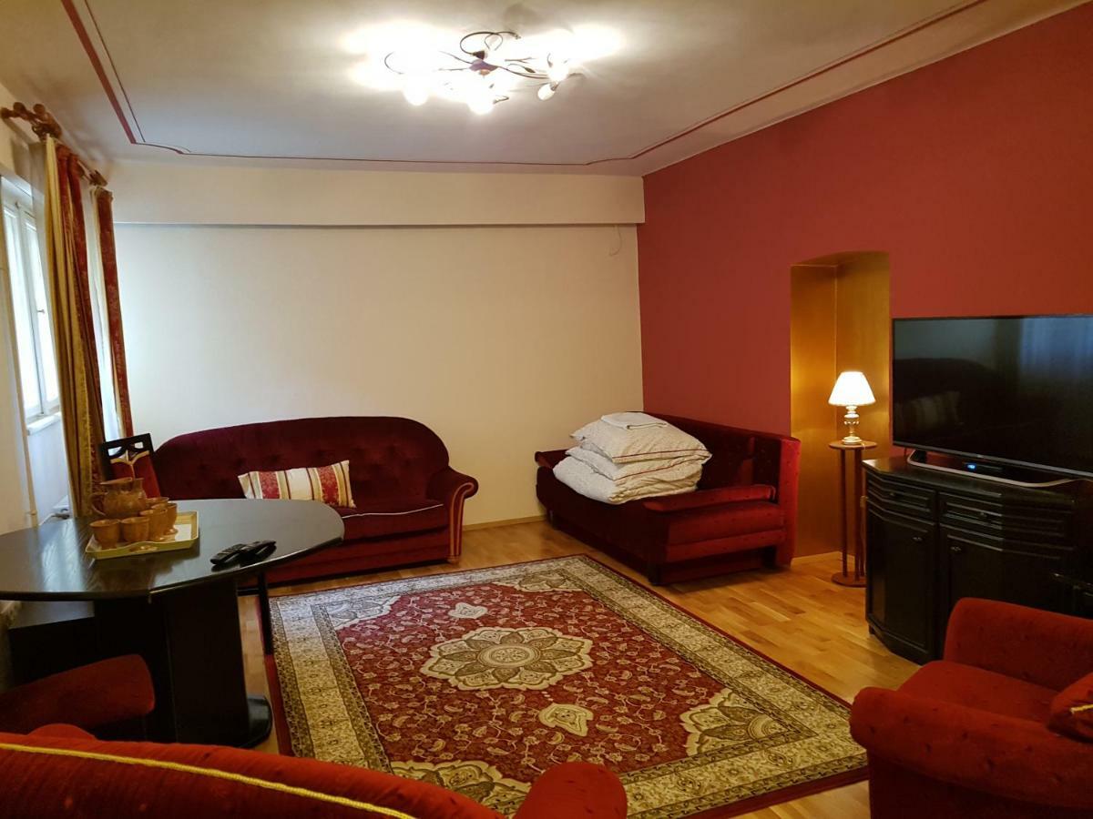 Palma Villa In City Park Budapest - Semi Suteren Zewnętrze zdjęcie