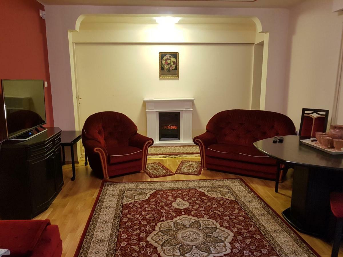 Palma Villa In City Park Budapest - Semi Suteren Zewnętrze zdjęcie